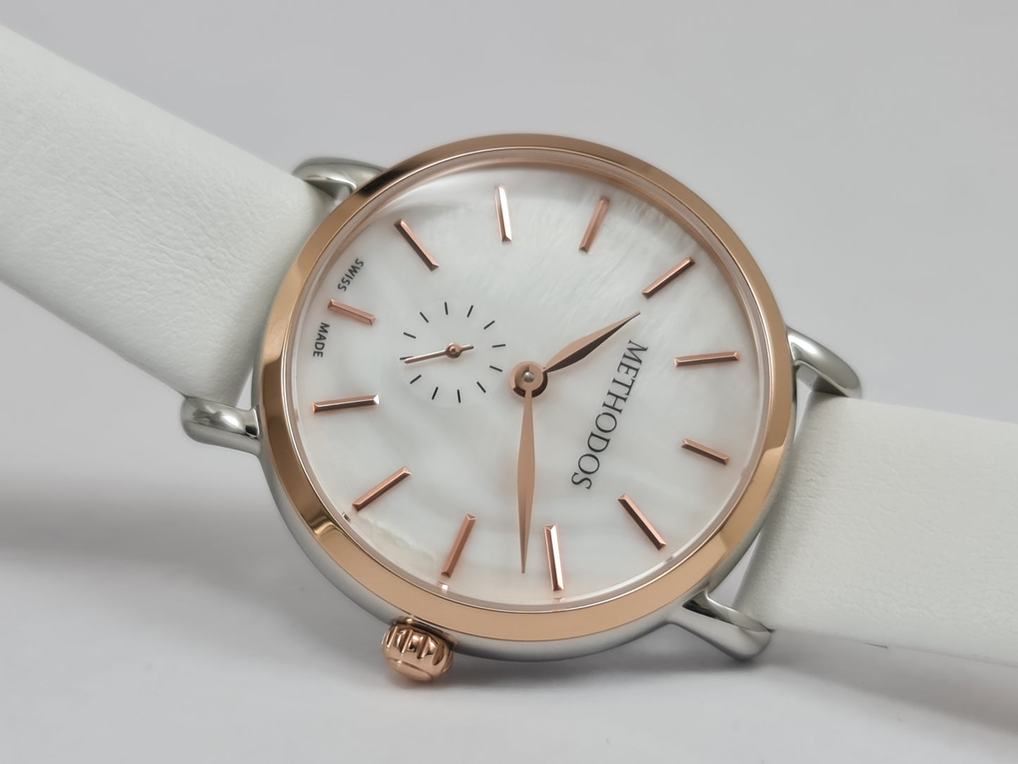 Methodos Lady Pearl – Steel-Rosé – Pearlescent White Dial – White Leather