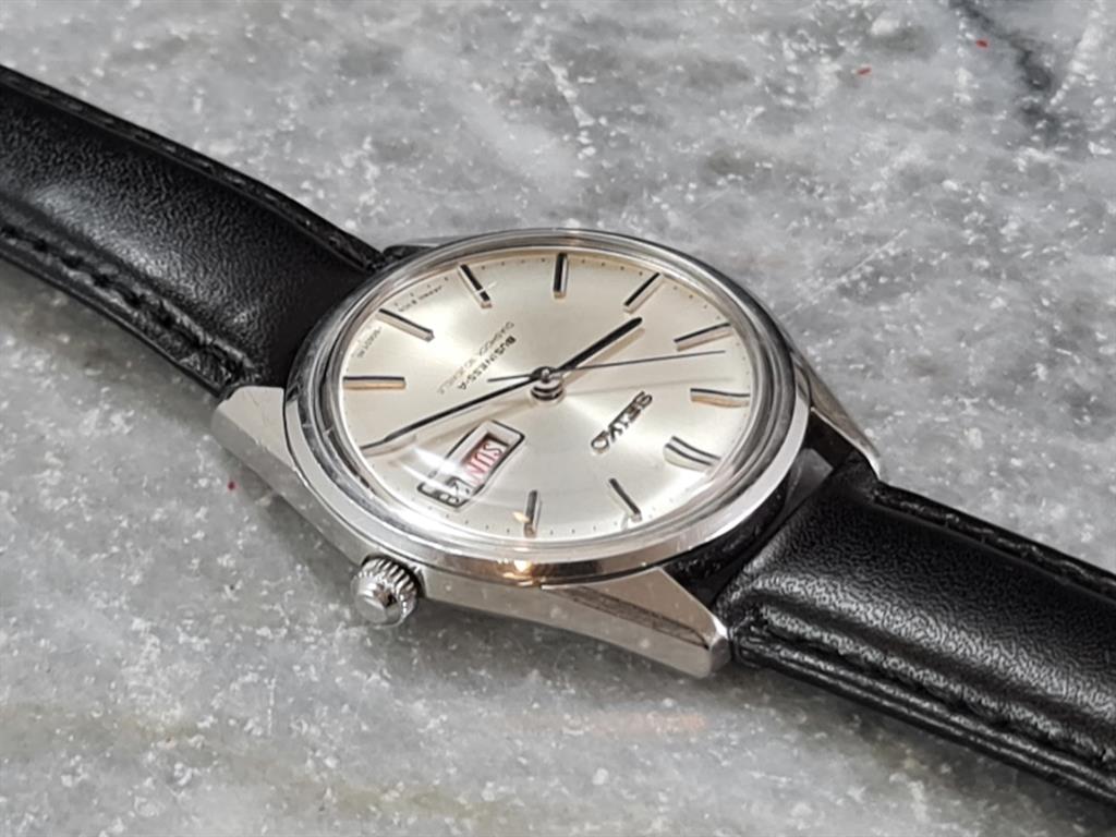 Seiko Seikomatic Business-A 8306-8020 - 35MM - 30 Jewels - Silver Grey Dial - 1967
