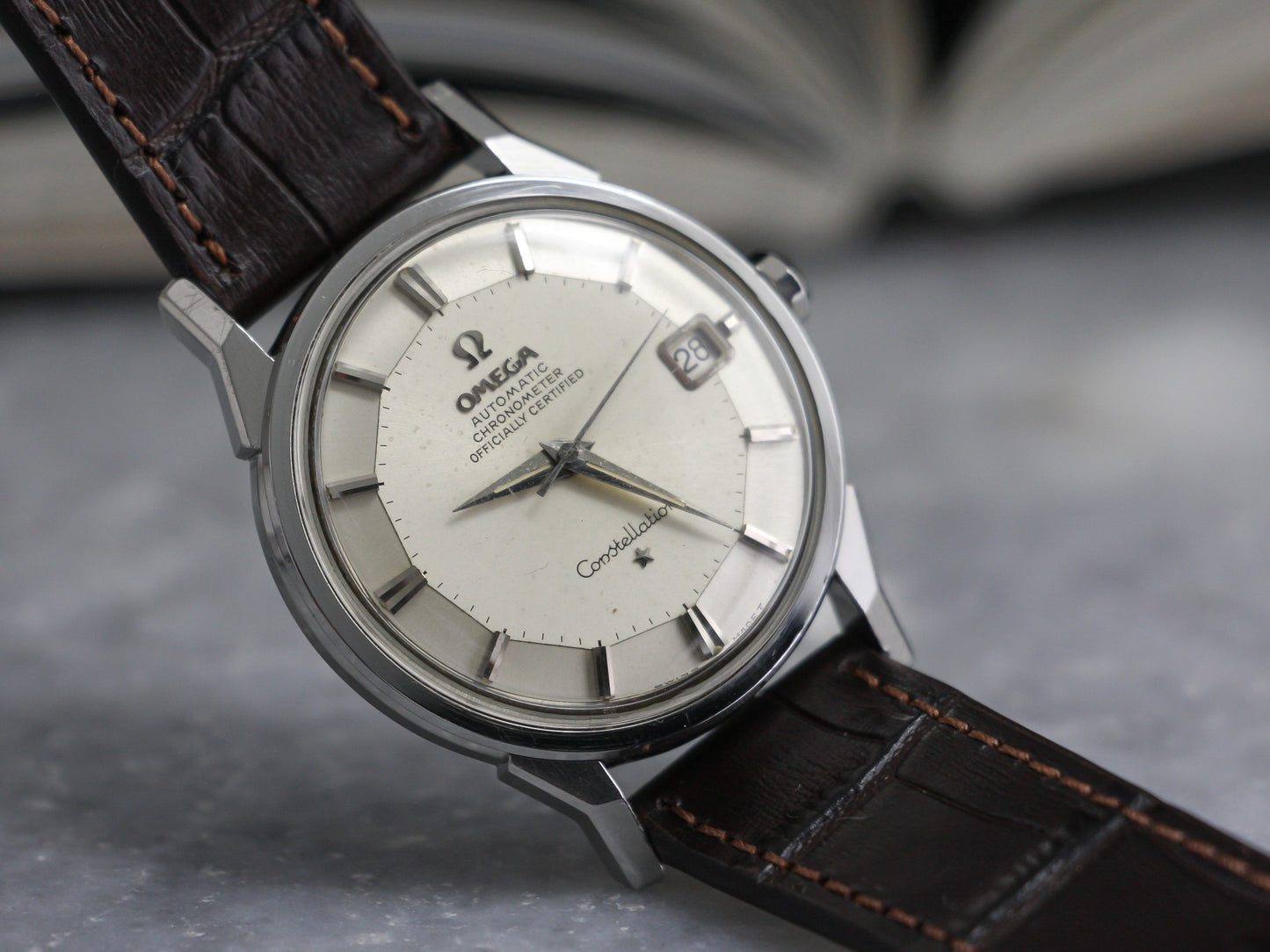 Omega Constellation Automatic Date 168005 Steel - Pie Pan - Silver Dial - Spider Lugs - 1963